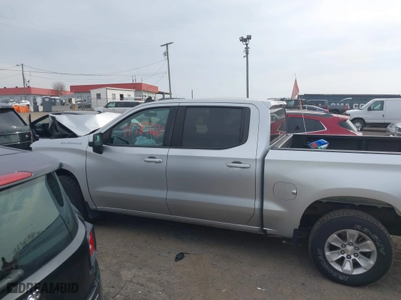 2019 Chevrolet Silverado 1500 LT with VIN 1GCPYDEK8KZ360429, listed as a IAAI auction lot 41787223 with 132,432 mi miles. Bid and sale history available at carsss.com. Image 14.