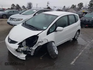 2010 Honda Fit Sport с VIN JHMGE8H41AS015052, выставлен на аукционе IAAI как лот 41364435 с пробегом 109 352 миль миль и . История ставок и продаж доступна на DreamBid. Изображение 2.