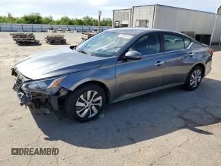 2020 Nissan Altima S with VIN 1N4BL4BV6LC145925, listed as a Copart auction lot 52950035 with 108,984 mi miles and Salvage title. Bid and sale history available at DreamBid. Image 1.