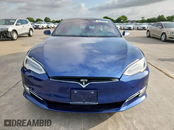 2018 Tesla Model S 75D с VIN 5YJSA1E26JF275221, выставлен на аукционе Copart как лот 61101885 с пробегом 122 530 миль миль и Списание • Salvage title. История ставок и продаж доступна на DreamBid. Изображение 5.