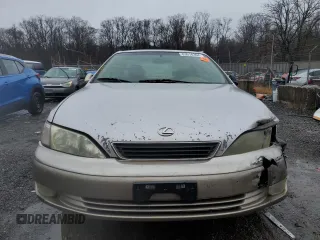 1999 Lexus ES 300 Luxury Sport Sdn with VIN JT8BF28GXX5067205, listed as a Copart auction lot 83018394 with 170,573 mi miles and Salvage Title. Bid and sale history available at carsss.com. Image 5.