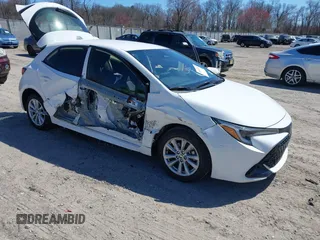 2023 Toyota Corolla Hatchback SE with VIN JTND4MBE8P3212249, listed as a IAAI auction lot 41882389 with 21,589 mi miles. Bid and sale history available at carsss.com. Image 1.