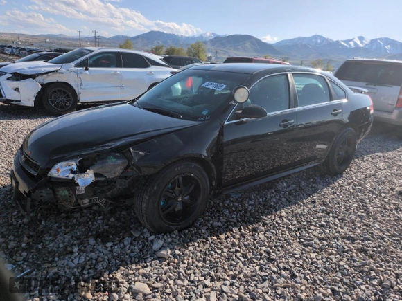 2013 Chevrolet Impala Police z VIN 2G1WD5E3XD1162414, wystawiony jako Copart lot #53910565 z przebiegiem 146 081 mil mil oraz Szkoda całkowita • Salvage title. Historia ofert i sprzedaży dostępna na DreamBid. Obrazek 1.