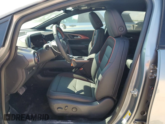 2024 Chevrolet Equinox EV RS z VIN 3GN7DNRP2RS237974, wystawiony jako Copart lot #71756094 z przebiegiem 2024 mil mil oraz Szkody całkowita. Historia ofert i sprzedaży dostępna na DreamBid. Obrazek 7.