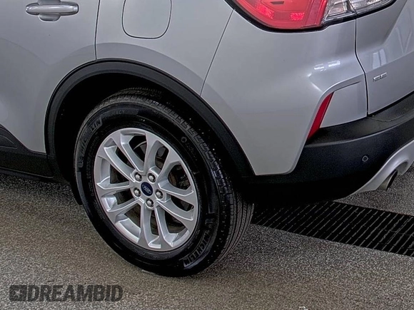 2022 Ford Escape SE with VIN 1FMCU0G63NUB41393, listed as a IAAI auction lot 42733929 with 78,306 mi miles and . Bid and sale history available at DreamBid. Image 4.
