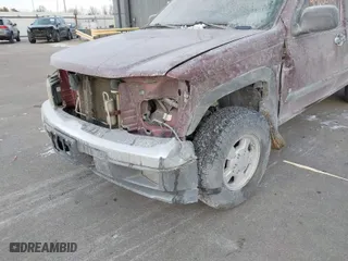 2007 Chevrolet Colorado LT w/1LT with VIN 1GCDT13E878140217, listed as a IAAI auction lot 41403848 with 153,589 mi miles. Bid and sale history available at carsss.com. Image 6.