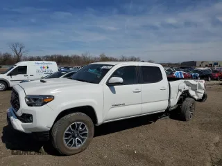 2023 Toyota Tacoma SR5 z VIN 3TMDZ5BN7PM154628, wystawiony jako Copart lot #50768625 z przebiegiem 16 409 mil mil oraz Szkoda całkowita • Salvage title. Historia ofert i sprzedaży dostępna na DreamBid. Obrazek 1.