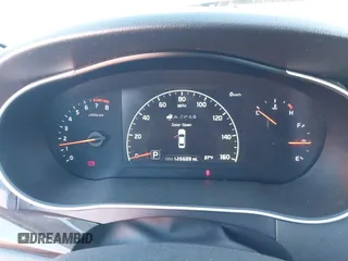 2014 Kia Cadenza Premium with VIN KNALN4D77E5141281, listed as a IAAI auction lot 41403131 with 126,689 mi miles. Bid and sale history available at carsss.com. Image 7.