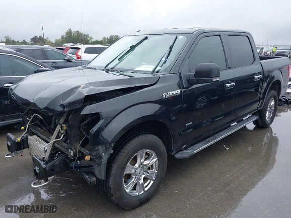 2015 Ford F-150 XLT with VIN 1FTEW1EGXFKD34324, listed as a IAAI auction lot 41901462 with 186,489 mi miles. Bid and sale history available at carsss.com. Image 2.