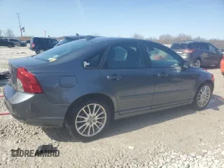 2009 Volvo S40 2.4L z VIN YV1MS382092446504, wystawiony jako Copart lot #48143545 z przebiegiem 207 060 mil mil oraz Czysty tytuł • Clean title. Historia ofert i sprzedaży dostępna na DreamBid. Obrazek 3.