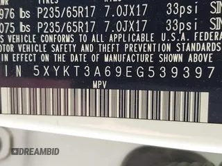 2014 Kia Sorento LX with VIN 5XYKT3A69EG539397, listed as a IAAI auction lot 39879930 with 1 mi miles. Bid and sale history available at carsss.com. Image 9.