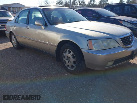 2000 Acura RL w/Navigation System with VIN JH4KA9668YC004134, listed as a IAAI auction lot 41475780 with 212,473 mi miles. Bid and sale history available at carsss.com. Image 1.
