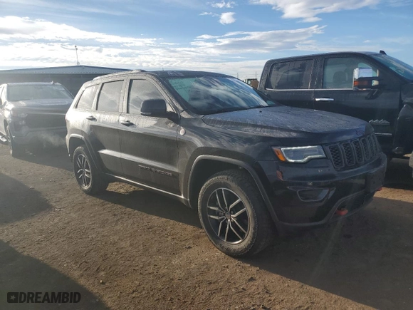 2019 Jeep Grand Cherokee Trailhawk with VIN 1C4RJFLT7KC611481, listed as a Copart auction lot 67107774 with 31,211 mi miles and Salvage Title. Bid and sale history available at carsss.com. Image 4.