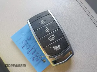 2020 Genesis G70 2.0T z VIN KMTG64LA6LU059951, wystawiony jako IAAI lot #41683671 z przebiegiem 43 852 mil mil oraz . Historia ofert i sprzedaży dostępna na DreamBid. Obrazek 11.