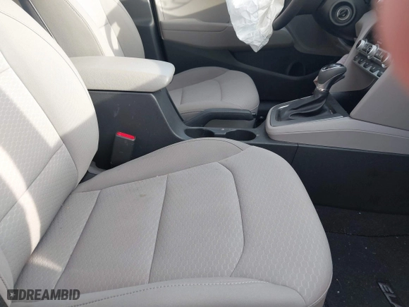 2020 Hyundai Elantra SE with VIN 5NPD74LF4LH516468, listed as a IAAI auction lot 41863699 with 20,693 mi miles. Bid and sale history available at carsss.com. Image 5.