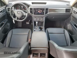 2019 Volkswagen Atlas SE z VIN 1V2UR2CA5KC521982, wystawiony jako Copart lot #60024125 z przebiegiem 120 841 mil mil oraz Szkoda całkowita • Salvage title. Historia ofert i sprzedaży dostępna na DreamBid. Obrazek 8.