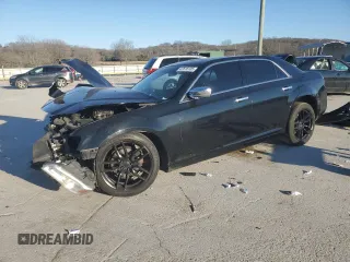2012 Chrysler 300 Limited with VIN 2C3CCACG2CH165524, listed as a Copart auction lot 47618105 with 183,549 mi miles and Salvage Title. Bid and sale history available at carsss.com. Image 1.