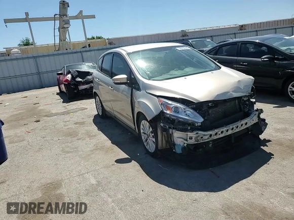 2018 Ford C-Max SE z VIN 1FADP5AU9JL101832, wystawiony jako Copart lot #58035695 z przebiegiem 111 574 mil mil oraz Szkoda całkowita • Salvage title. Historia ofert i sprzedaży dostępna na DreamBid. Obrazek 15.