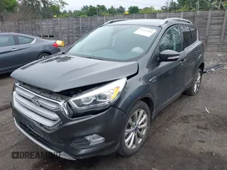 2018 Ford Escape Titanium с VIN 1FMCU9J93JUB18374, выставлен на аукционе IAAI как лот 42652204 с пробегом 63 609 миль миль и . История ставок и продаж доступна на DreamBid. Изображение 2.
