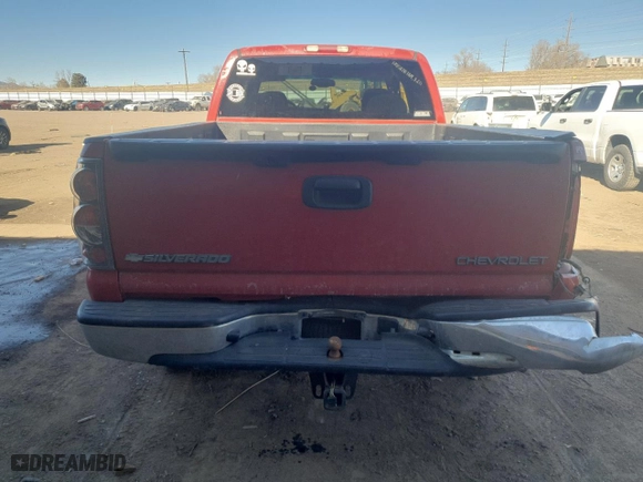 2003 Chevrolet Silverado 1500 LS with VIN 2GCEK19V231135137, listed as a Copart auction lot 44505835 with 221,616 mi miles and Salvage Title. Bid and sale history available at carsss.com. Image 6.