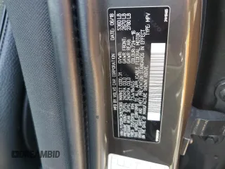 2019 Volvo XC60 Momentum с VIN LYV102RK3KB215365, выставлен на аукционе Copart как лот 53096075 с пробегом Не указан миль и Списание • Salvage title. История ставок и продаж доступна на DreamBid. Изображение 13.