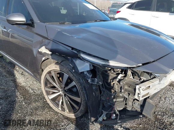 2019 Nissan Altima 2.5 Platinum with VIN 1N4BL4FW1KC174475, listed as a IAAI auction lot 41231692 with 93,048 mi miles. Bid and sale history available at carsss.com. Image 6.