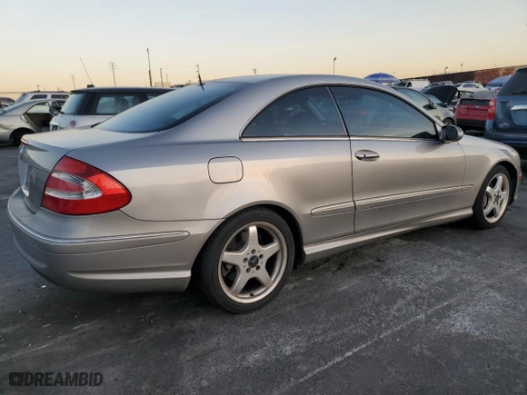 2003 Mercedes-Benz CLK-Class 5.0L with VIN WDBTJ75J13F024814, listed as a Copart auction lot 84953374 with 199,279 mi miles and Clean Title. Bid and sale history available at carsss.com. Image 3.