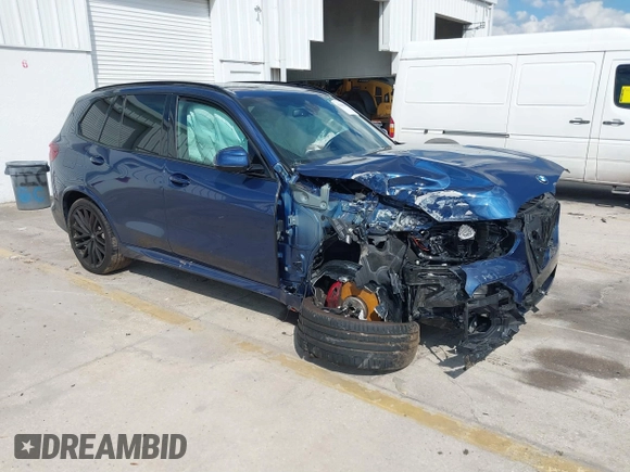 2021 BMW X5 sDrive40i with VIN 5UXCR4C04M9F71290, listed as a IAAI auction lot 41684530 with 1 mi miles. Bid and sale history available at carsss.com. Image 1.