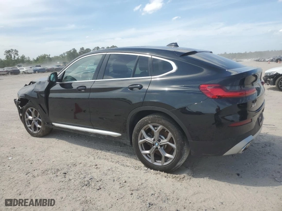 2024 BMW X4 xDrive30i with VIN 5UX33DT03R9U08801, listed as a Copart auction lot 52982635 with 25,238 mi miles and Salvage Title. Bid and sale history available at carsss.com. Image 2.