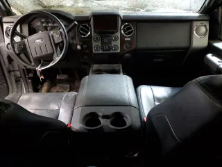 2016 Ford F-350 Platinum z VIN 1FT7W3B68GEB12266, wystawiony jako Copart lot #85474984 z przebiegiem Nie podano mil oraz Szkoda całkowita • Salvage title. Historia ofert i sprzedaży dostępna na DreamBid. Obrazek 8.