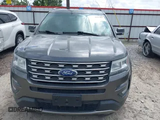 2017 Ford Explorer XLT with VIN 1FM5K7D84HGA75050, listed as a IAAI auction lot 39277027 with 131,413 mi miles and . Bid and sale history available at carsss.com. Image 12.