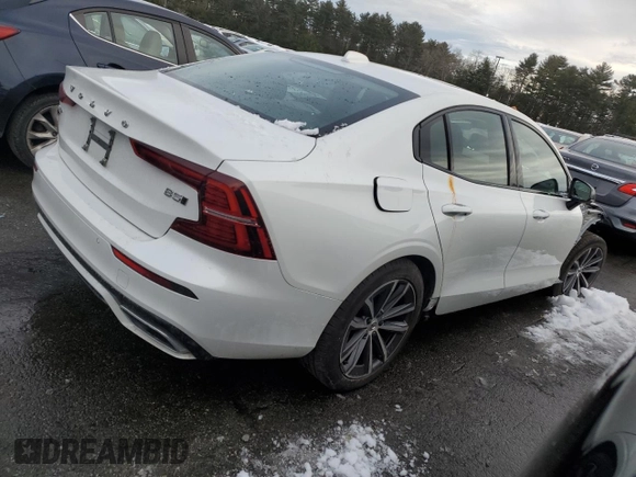 2022 Volvo S60 Momentum with VIN 7JRL12TZ6NG174137, listed as a Copart auction lot 41787794 with 3,496 mi miles. Bid and sale history available at carsss.com. Image 3.