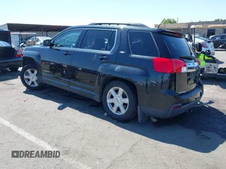 2013 GMC Terrain SLT z VIN 2GKFLVEKXD6193557, wystawiony jako IAAI lot #42670895 z przebiegiem 169 041 mil mil oraz . Historia ofert i sprzedaży dostępna na DreamBid. Obrazek 3.