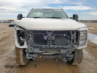 2024 Ford F-250 XL with VIN 1FT8W2BM9REC24042, listed as a Copart auction lot 60598605 with 28,099 mi miles and Salvage title. Bid and sale history available at DreamBid. Image 5.