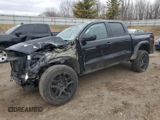 2024 Chevrolet Colorado 4WD Trail Boss z VIN 1GCPTEEK2R1137638, wystawiony jako Copart lot #49966965 z przebiegiem 4 940 mil mil oraz Czysty tytuł • Clean title. Historia ofert i sprzedaży dostępna na DreamBid. Obrazek 1.