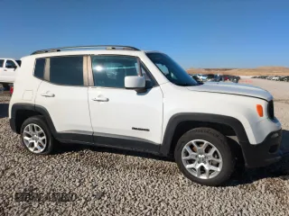 2018 Jeep Renegade Latitude with VIN ZACCJBBB0JPH11875, listed as a Copart auction lot 46358685 with 50,819 mi miles and Salvage title. Bid and sale history available at DreamBid. Image 4.