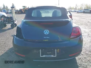 2018 Volkswagen Beetle S with VIN 3VW5DAAT5JM515743, listed as a IAAI auction lot 42014567 with Not Provided miles and . Bid and sale history available at DreamBid. Image 17.