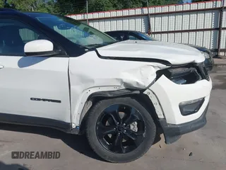 2018 Jeep Compass Latitude with VIN 3C4NJCBB3JT407981, listed as a IAAI auction lot 41998122 with 82,220 mi miles and . Bid and sale history available at DreamBid. Image 17.