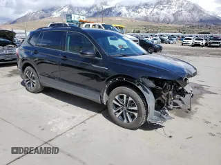 2022 Volkswagen Tiguan S with VIN 3VV0B7AXXNM045175, listed as a Copart auction lot 51555585 with 57,657 mi miles and Salvage title. Bid and sale history available at DreamBid. Image 4.