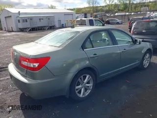 2008 Lincoln MKZ with VIN 3LNHM28T98R625456, listed as a IAAI auction lot 42075166 with 143,723 mi miles. Bid and sale history available at carsss.com. Image 4.