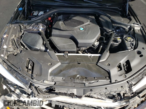 2018 BMW 5 Series 530i z VIN WBAJA5C50JG898675, wystawiony jako Copart lot #51188145 z przebiegiem Nie podano mil oraz Szkody całkowita. Historia ofert i sprzedaży dostępna na DreamBid. Obrazek 12.