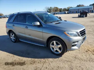 2014 Mercedes-Benz M 550 with VIN 4JGDA7DB3EA272977, listed as a Copart auction lot 86372044 with 118,890 mi miles and Salvage Title. Bid and sale history available at carsss.com. Image 4.