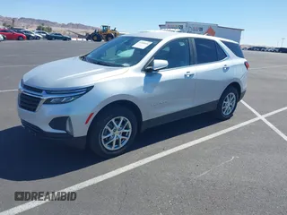 2022 Chevrolet Equinox LT with VIN 2GNAXTEV0N6134115, listed as a IAAI auction lot 41989096 with 118,688 mi miles. Bid and sale history available at carsss.com. Image 2.