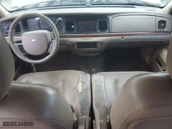 2005 Ford Crown Victoria LX with VIN 2FAFP74W95X147431, listed as a Copart auction lot 73487374 with 203,107 mi miles and Non Repairable. Bid and sale history available at carsss.com. Image 8.