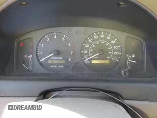 1998 Toyota Corolla VE z VIN 2T1BR18E9WC045442, wystawiony jako IAAI lot #42104201 z przebiegiem 243 256 mil mil oraz . Historia ofert i sprzedaży dostępna na DreamBid. Obrazek 7.