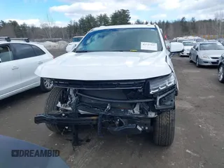 2022 Chevrolet Tahoe LT with VIN 1GNSKNKD1NR304805, listed as a IAAI auction lot 41727737 with 43,805 mi miles and . Bid and sale history available at DreamBid. Image 12.