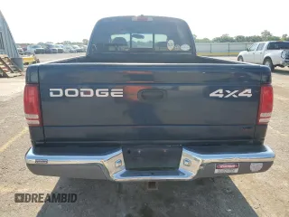 2000 Dodge Dakota Sport with VIN 1B7GG2AN8YS665678, listed as a Copart auction lot 63878554 with 92,470 mi miles and Salvage Title. Bid and sale history available at carsss.com. Image 6.