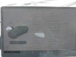 2023 Tesla Model 3 z VIN 5YJ3E1EA0PF680287, wystawiony jako IAAI lot #39491902 z przebiegiem 12 480 mil mil oraz . Historia ofert i sprzedaży dostępna na DreamBid. Obrazek 18.