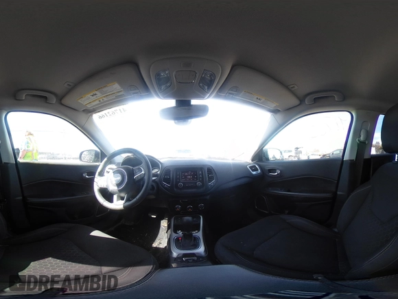 2018 Jeep Compass Sport with VIN 3C4NJCAB1JT301868, listed as a IAAI auction lot 41762166 with 119,933 mi miles. Bid and sale history available at carsss.com. Image 18.
