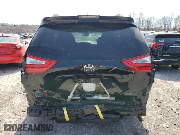 2018 Toyota Sienna LE Auto Access Seat with VIN 5TDKZ3DC5JS907703, listed as a Copart auction lot 50180255 with 83,551 mi miles and Salvage title. Bid and sale history available at DreamBid. Image 6.